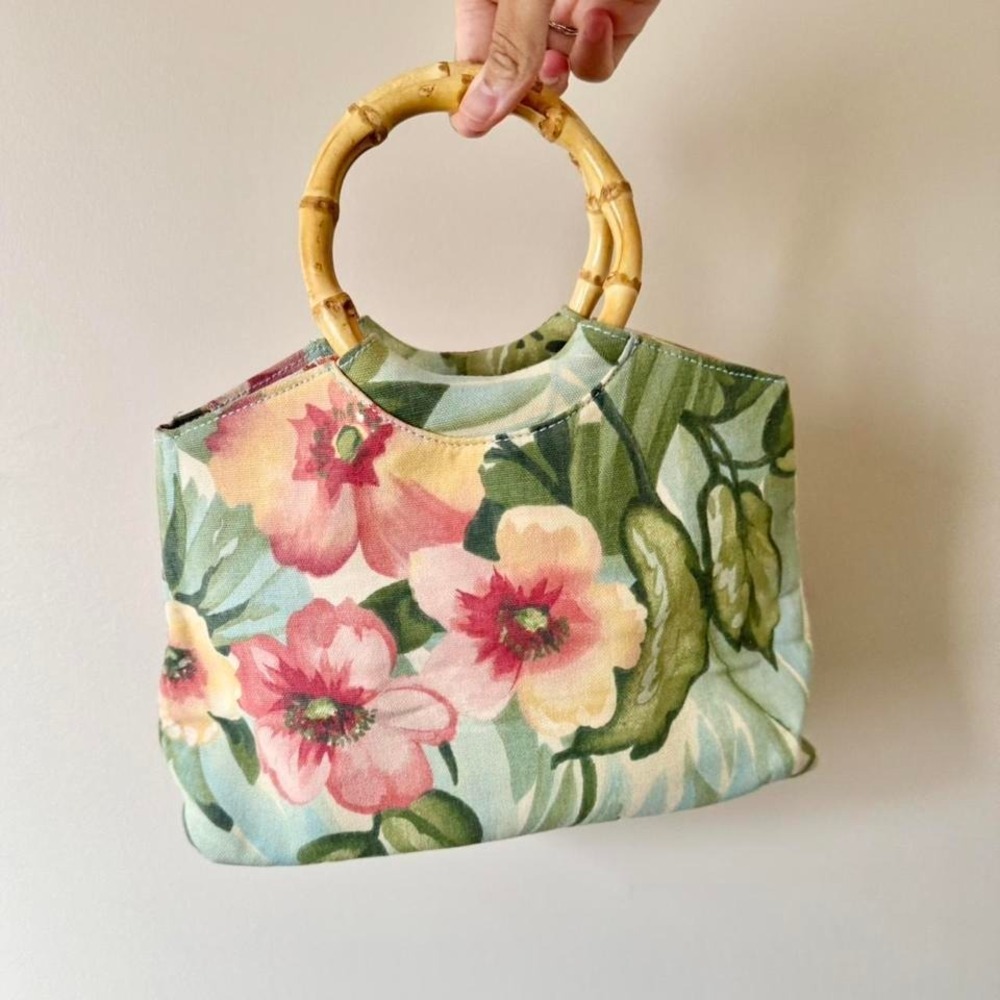 Vintage tropical purse with bamboo handle canvas flower resort beach hawaii - Picture 2 of 4